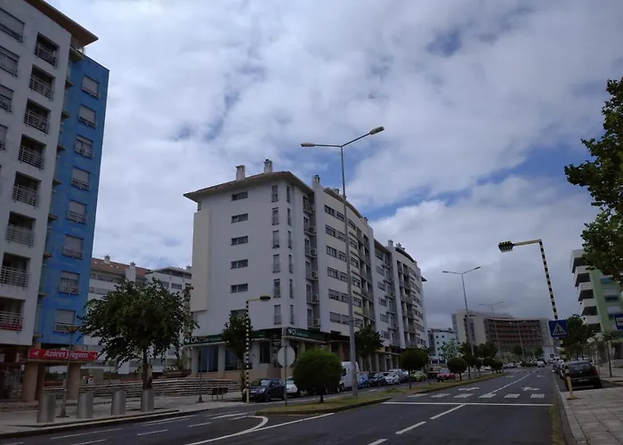 Duplex Oceanos Апартаменты Понта-Делгада